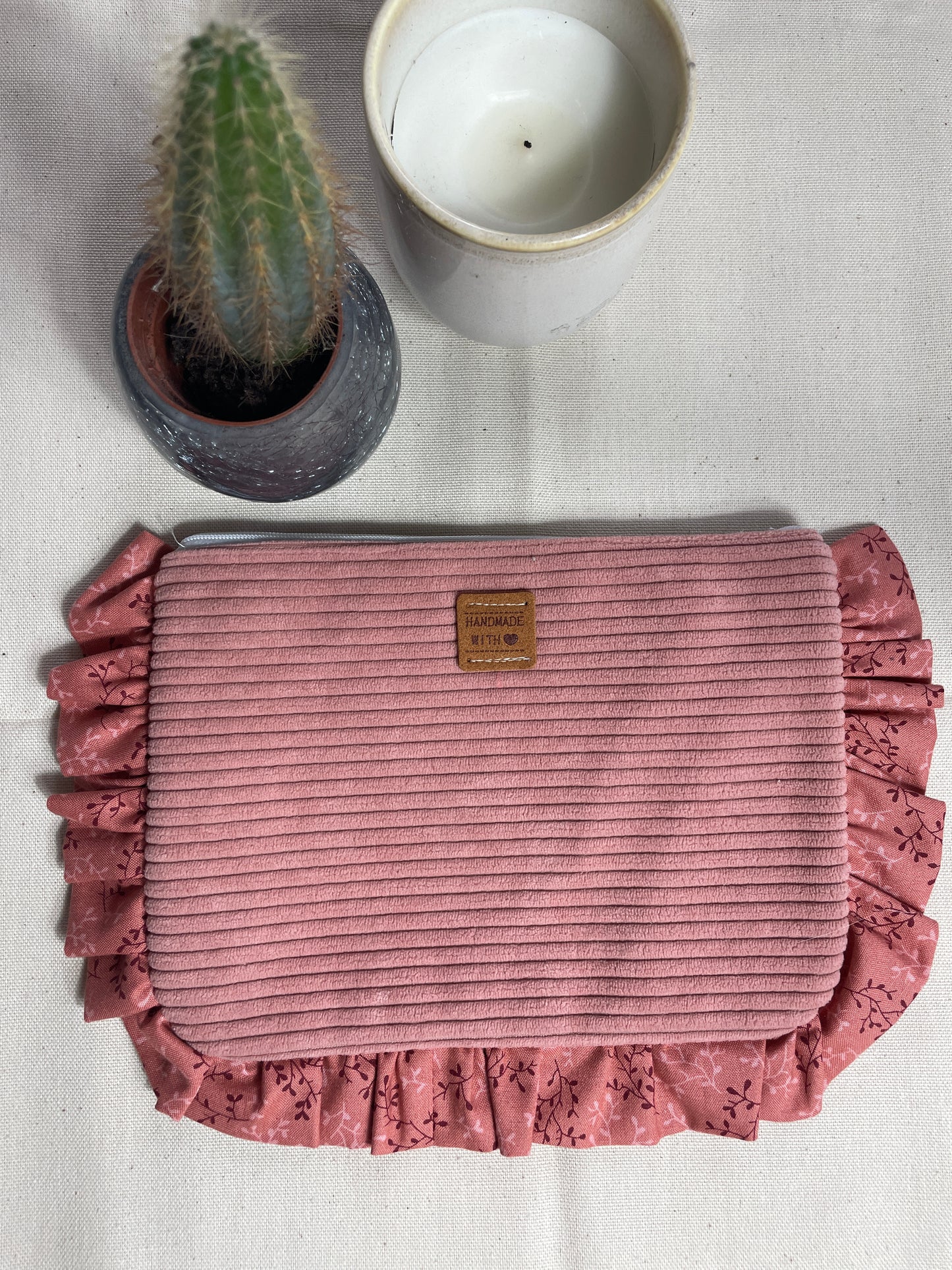 Trousse à Volant