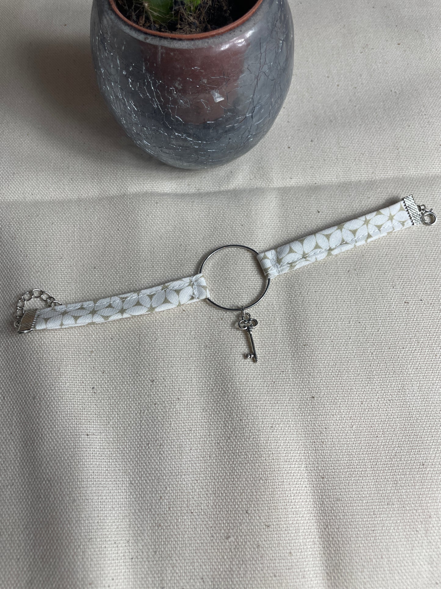 Bracelet Simple réglable "Clé".